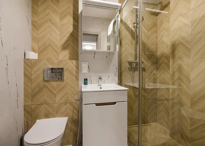 Shortstaypoland Twarda B35