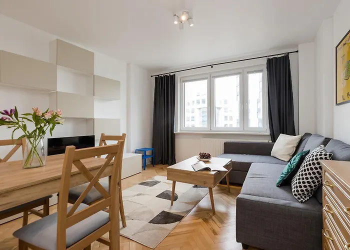 Shortstaypoland Twarda B35 *