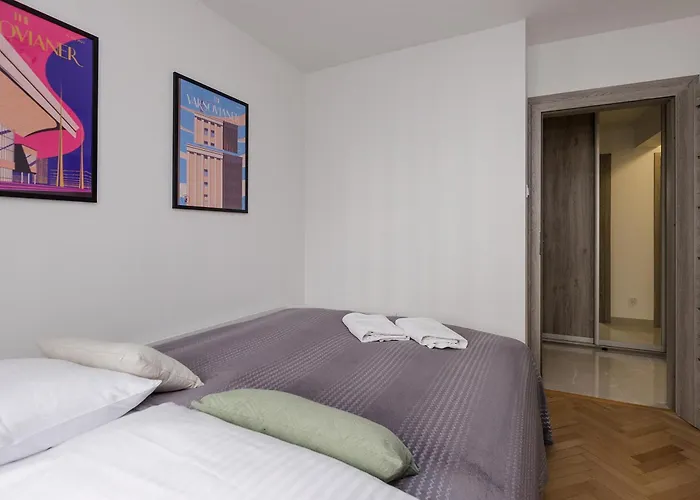 Shortstaypoland Twarda B35